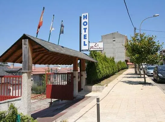 El Pescador Hotel *